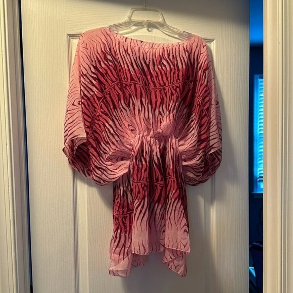 NWOT - Sheer blouse/cover-up, one size